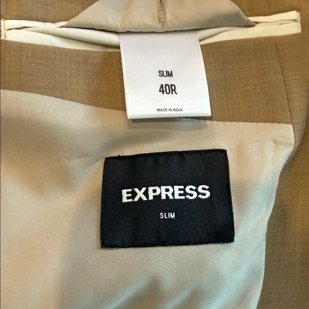 Express Classic Beige Blazer - Picture 3 of 6